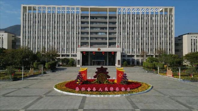 年味拉满！仙游“红”装启新木兰溪灯光璀璨迎客来(图2)