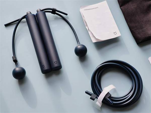 科学运动瘦身 米家智能跳绳开箱使用评测(图2)