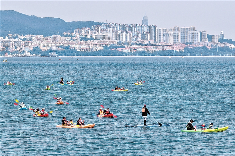 体育经济燃动消费新引擎——全国政协委员谈充分挖掘体育产业促进消费潜力(图1)