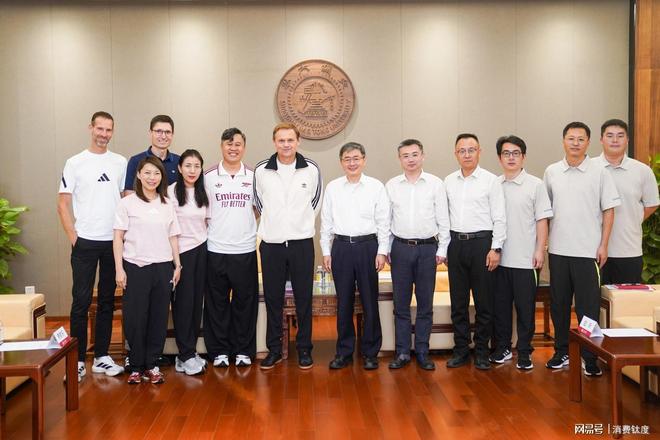 阿迪达斯全球CEO古尔登一行到访上海交通大学(图2)