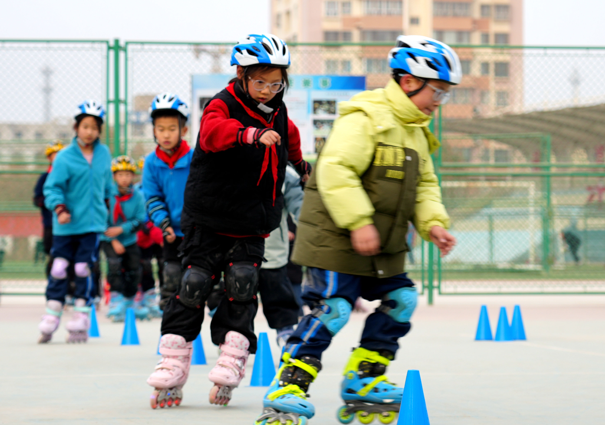 温宿：特色运动进校园 多元育人促成长(图1)