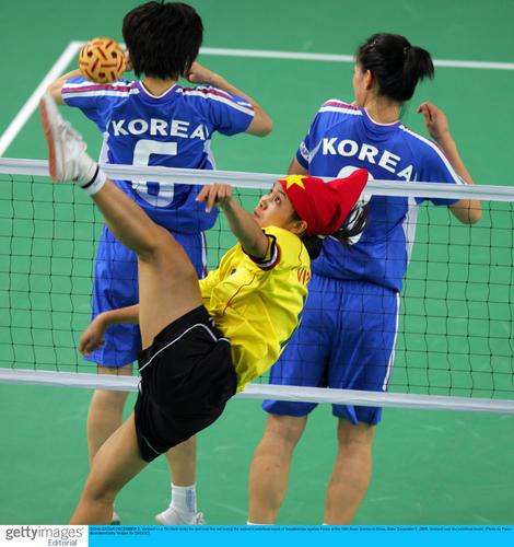 香港博彩大神玩转国内足彩!近11中10 中7200倍赚疯(图1)